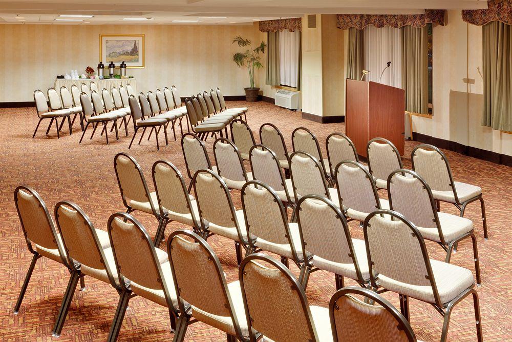 Fairfield Inn & Suites Springfield Enfield Eksteriør bilde