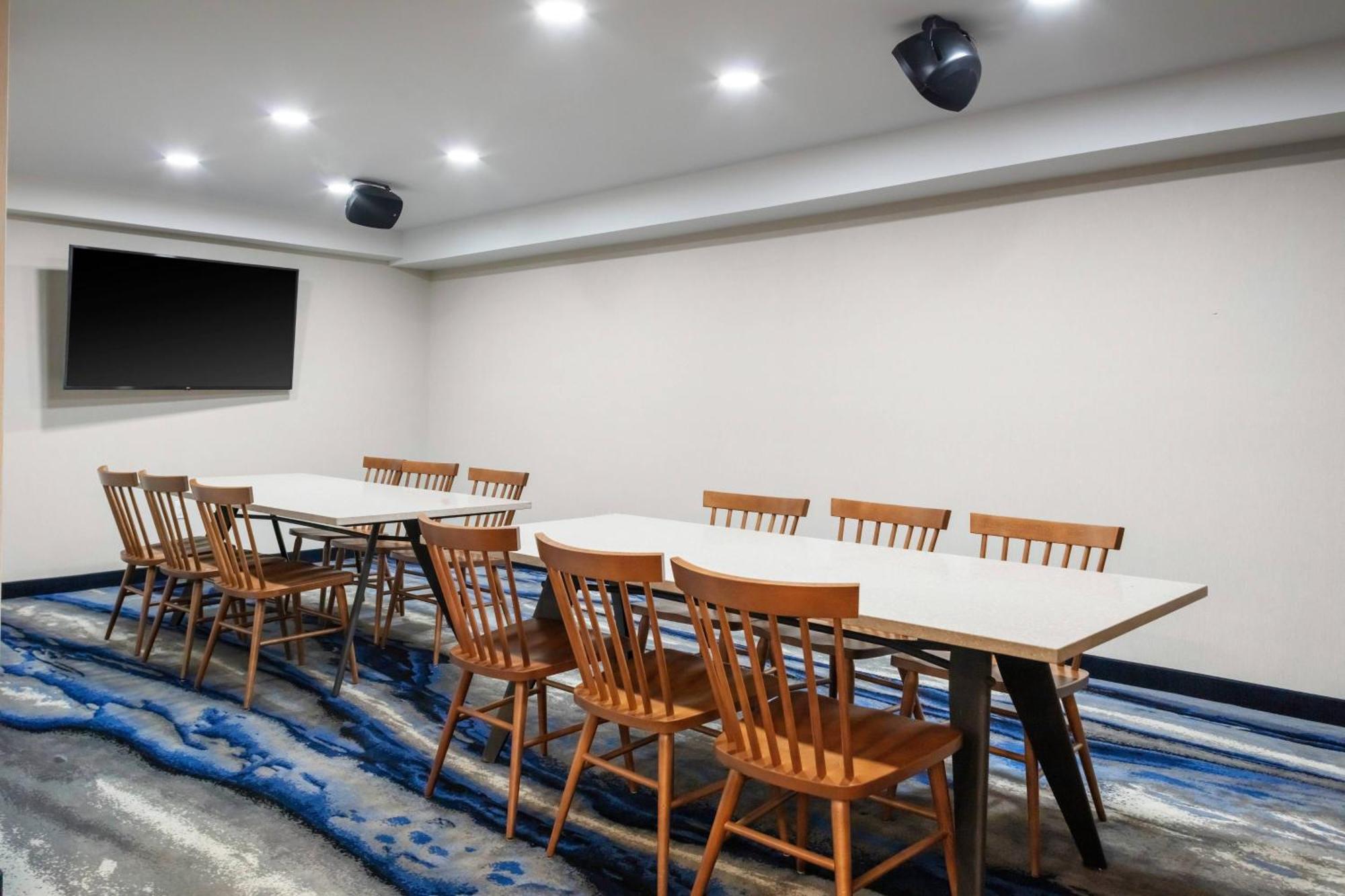 Fairfield Inn & Suites Springfield Enfield Eksteriør bilde